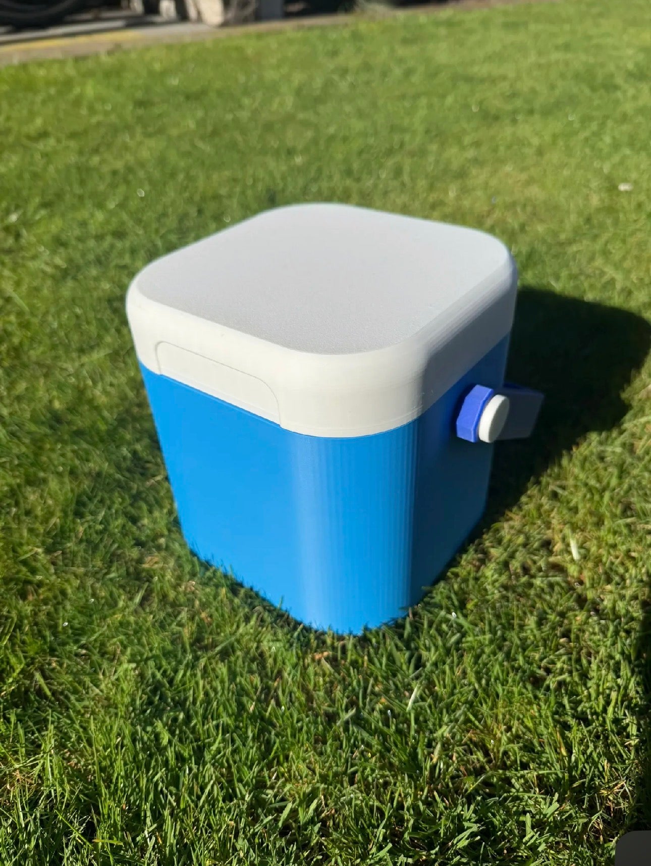 Mini Cooler for 4 Cans
